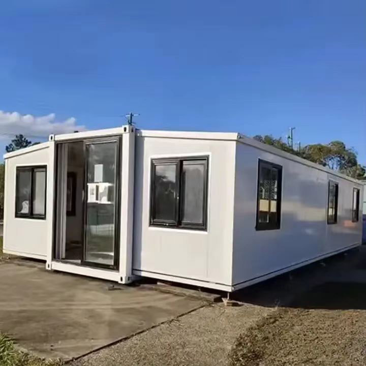 Extendable Container House